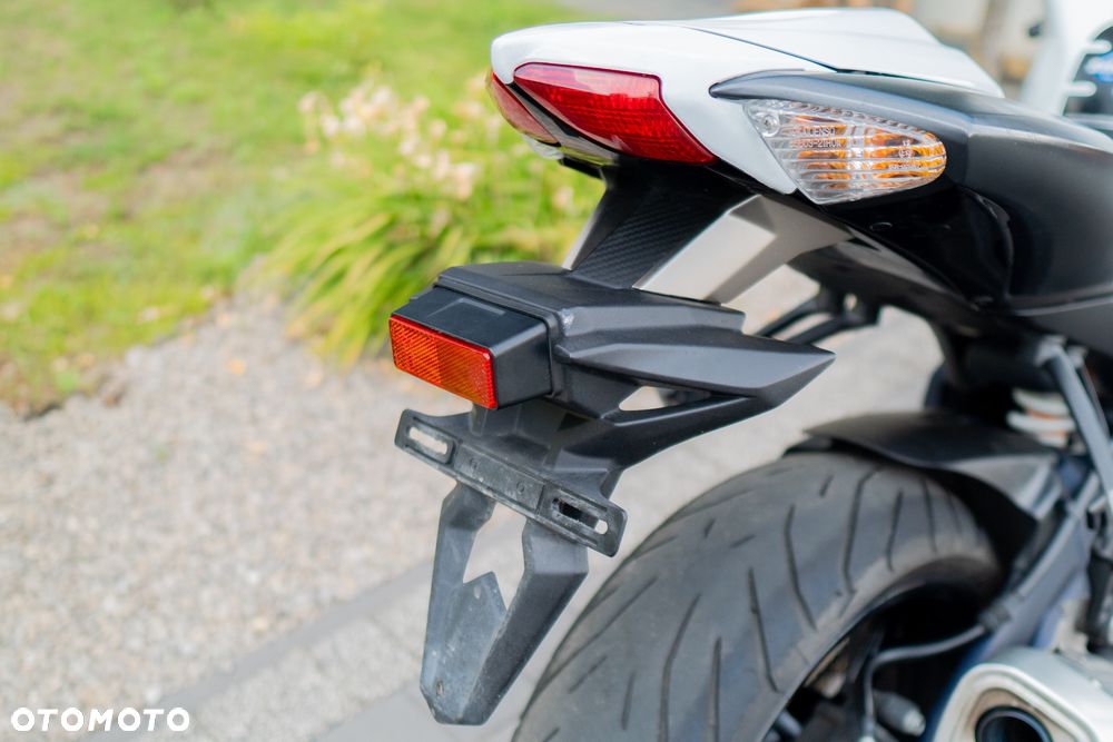 Suzuki GSX-R - 27