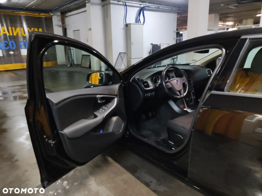Volvo V40 - 8