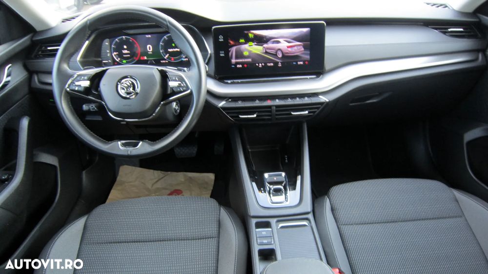 Skoda Octavia 2.0 TDI DSG Ambition - 5