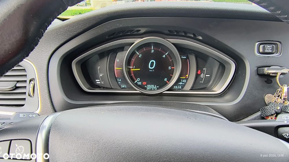 Volvo V40 - 13