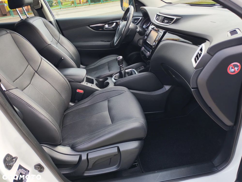 Nissan Qashqai 1.5 dCi Visia EU6 - 27