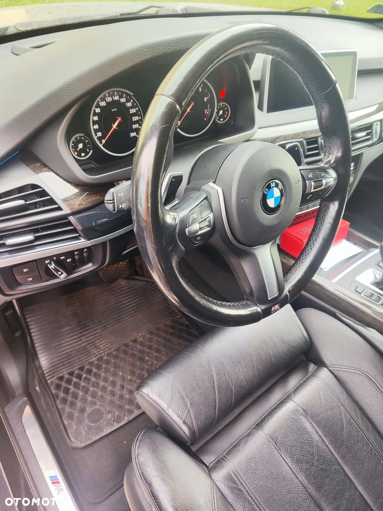 BMW X5 xDrive50i - 6