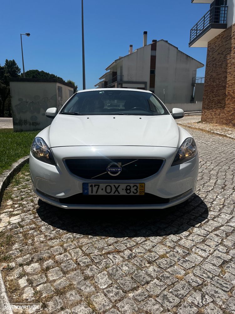 Volvo V40 1.6 D2 R-Design Momentum - 2