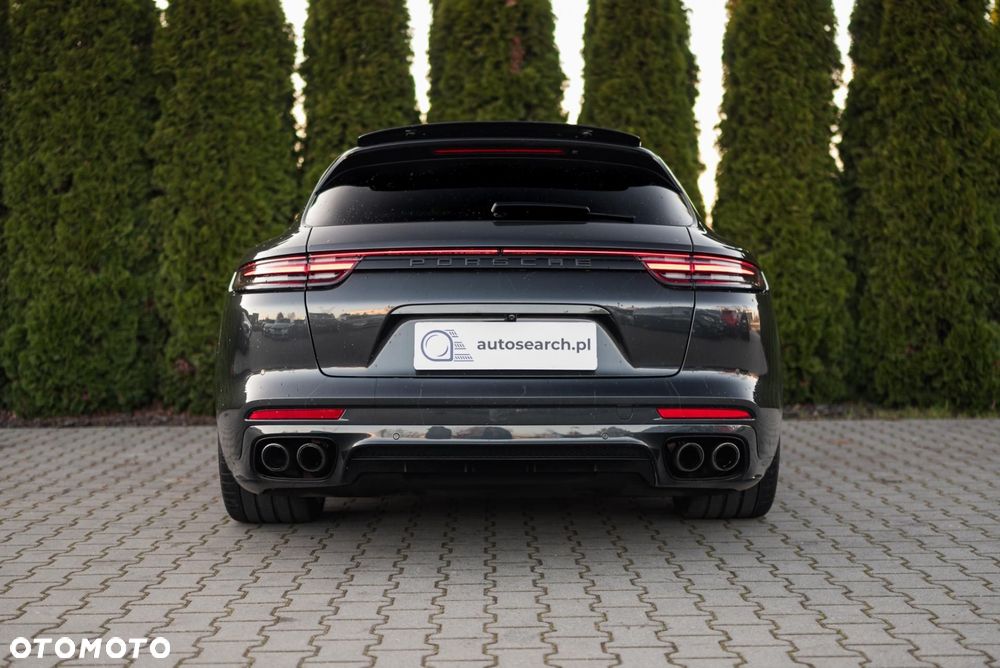 Porsche Panamera - 6