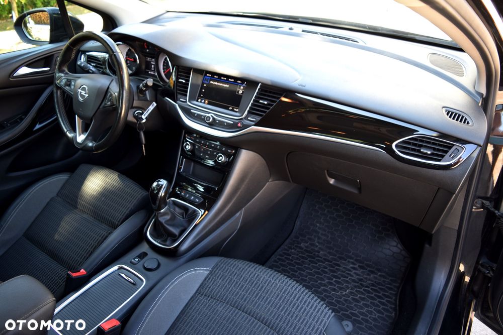 Opel Astra 1.2 T Elegance S&S - 19