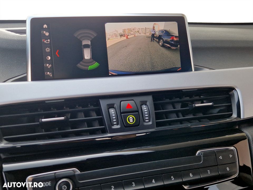 BMW X1 xDrive20i AT - 23