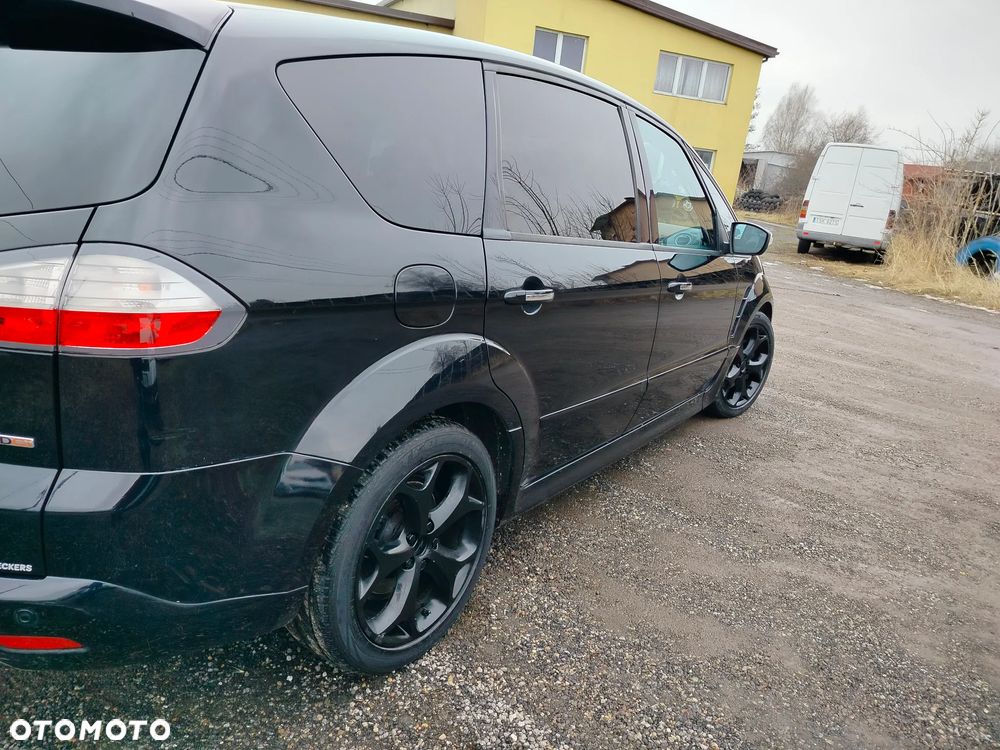 Ford S-Max - 10