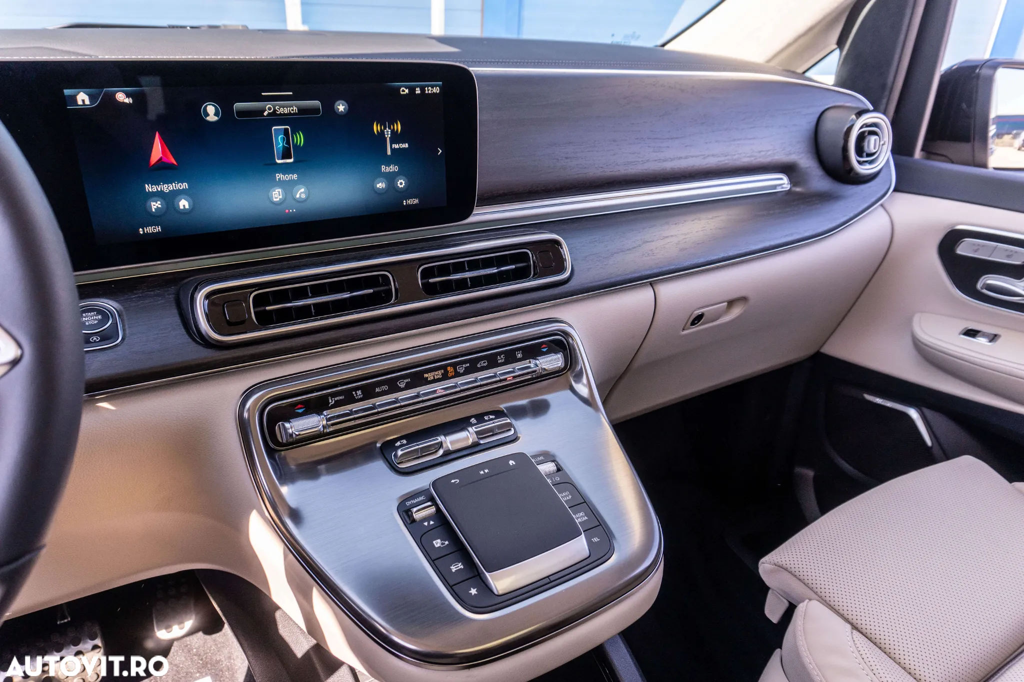Mercedes-Benz V 300 d lang 9G-TRONIC Exclusive Edition - 26