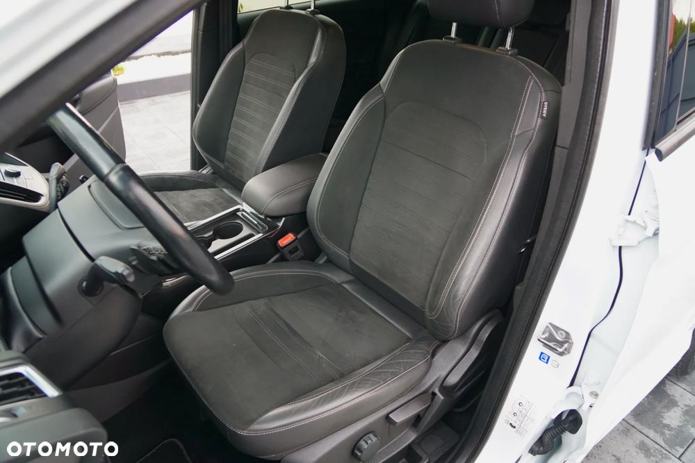 Ford Kuga 2.0 TDCi AWD ST-Line - 27