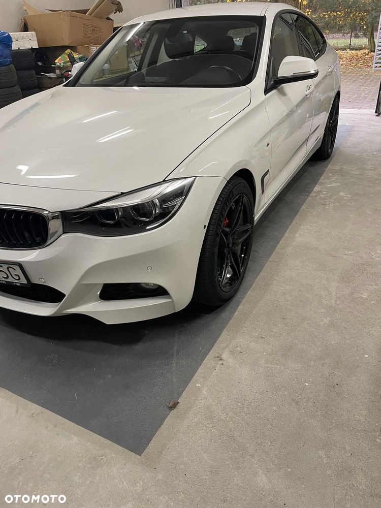 BMW Seria 3 320i Advantage sport - 11