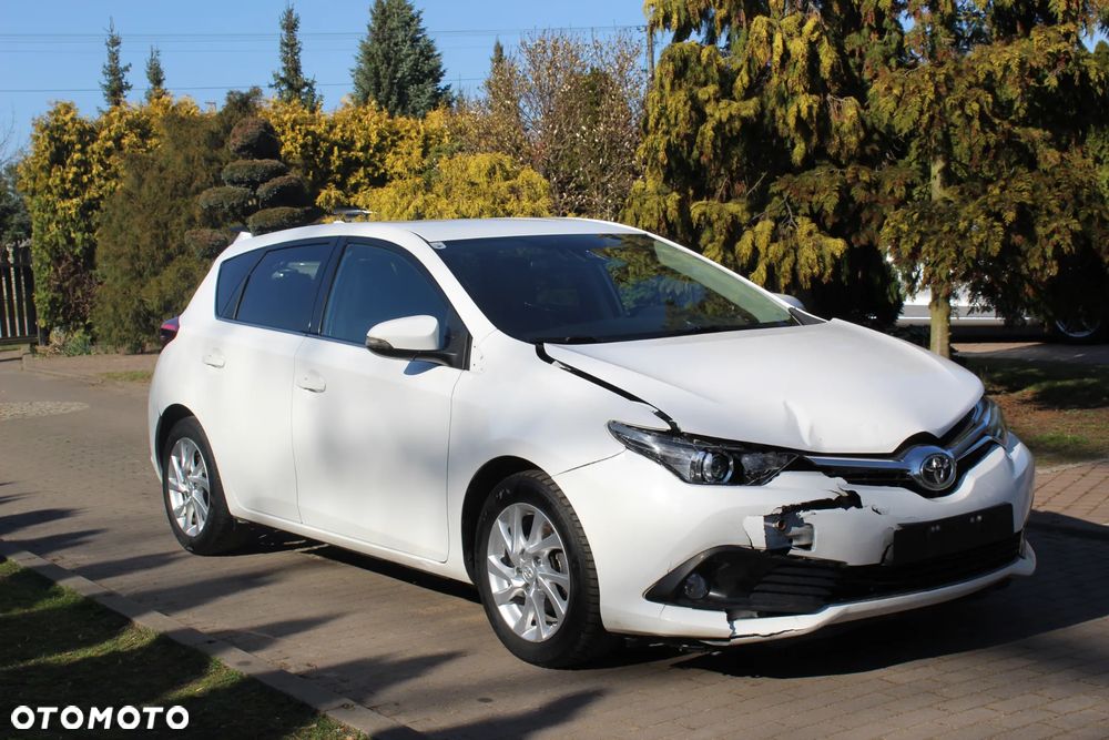 Toyota Auris 1.33 Dual-VVT-i Comfort - 3