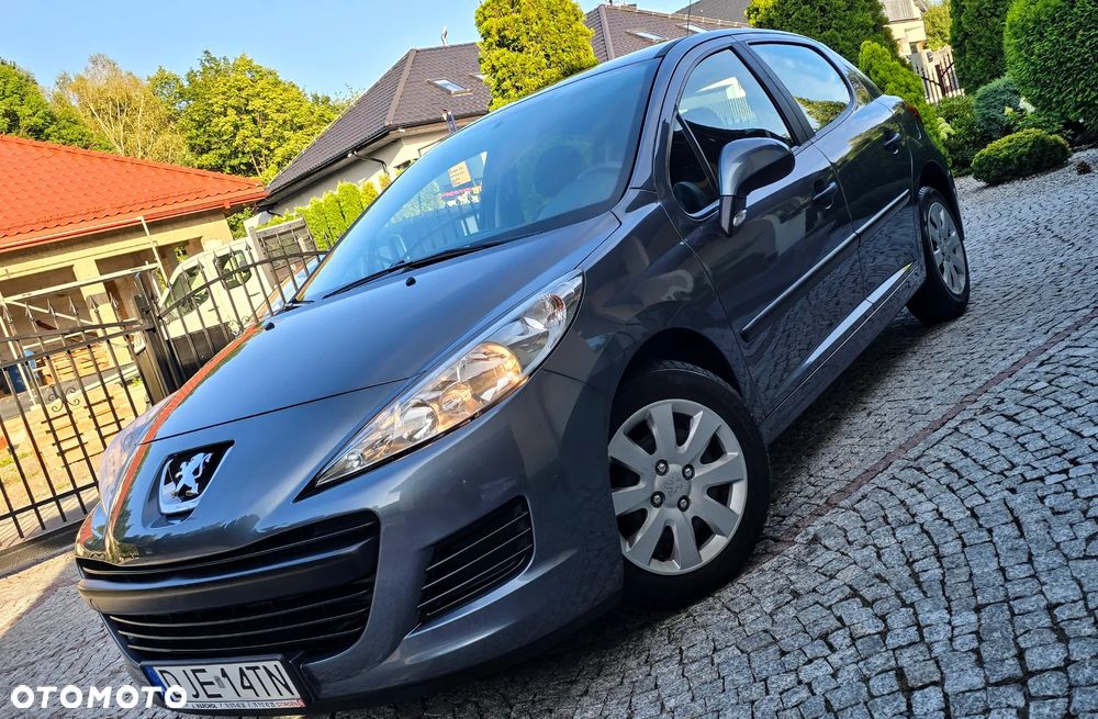 Peugeot 207 - 3