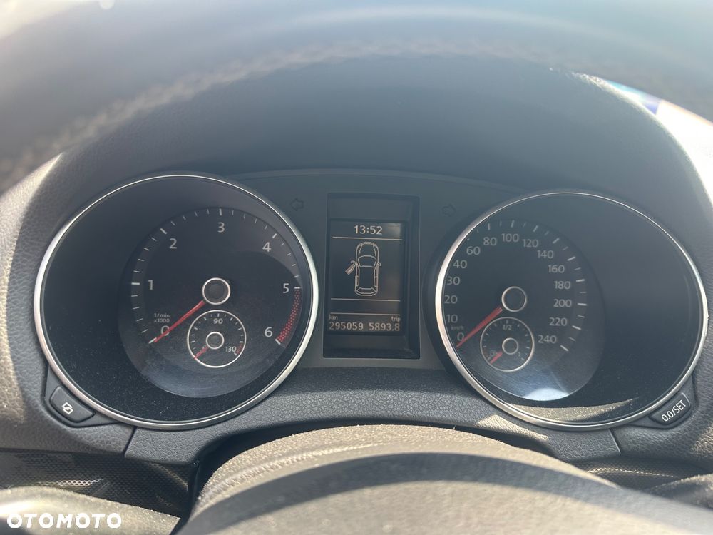Volkswagen Golf 2.0 TDI Comfortline - 9