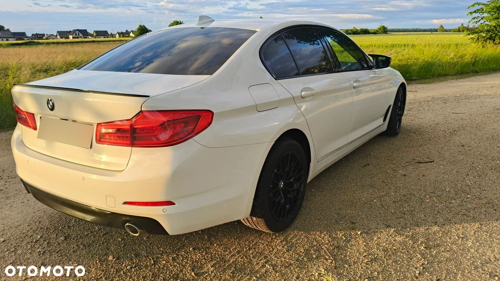 BMW Seria 5 520d xDrive Luxury Line sport - 7