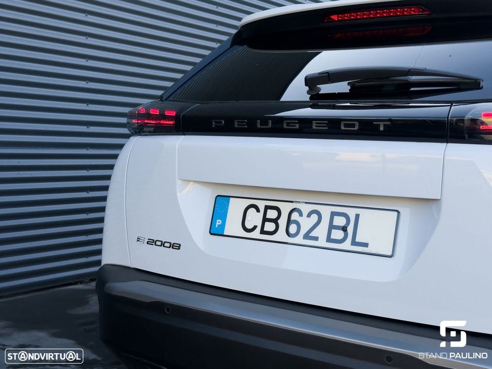 Peugeot e-2008 54 kWh Allure - 17