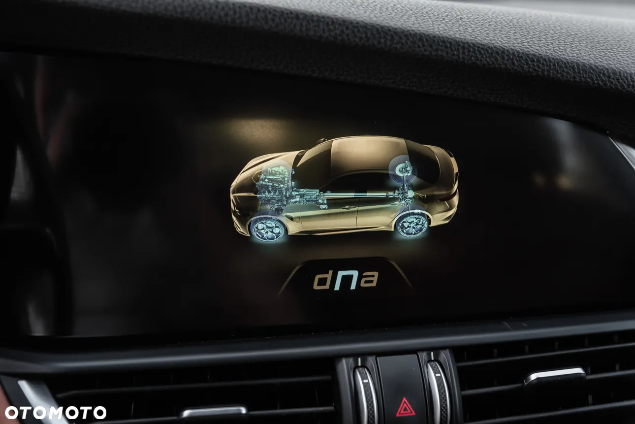 Alfa Romeo Giulia 2.2 Diesel AT8 Advanced Efficiency - 33