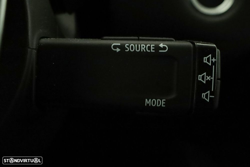 Renault Captur 1.0 TCe Techno Bi-Fuel - 19