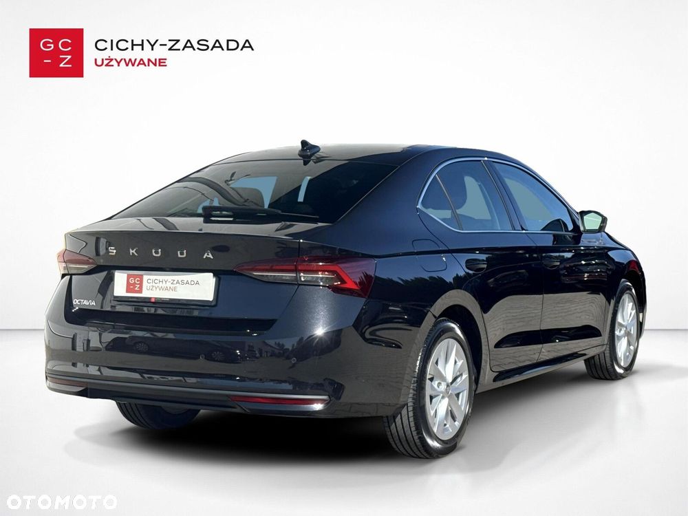 Skoda Octavia 2.0 TDI Selection - 5