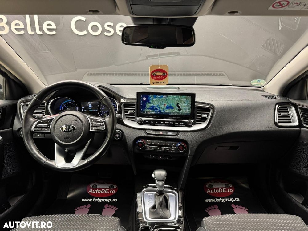 Kia XCeed - 8