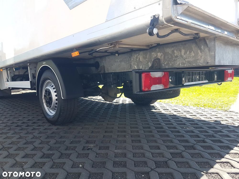 Iveco DAILY CHŁODNIA IZOTERMA AGREGAT THERMO KING V-200 MAX GRZANIE 7EP 3,68x2,10x2,10 KLIMA KRAJOWY - 34