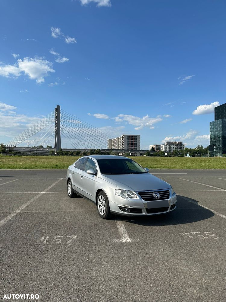Volkswagen Passat Variant 2.0 TDI Highline DPF - 13