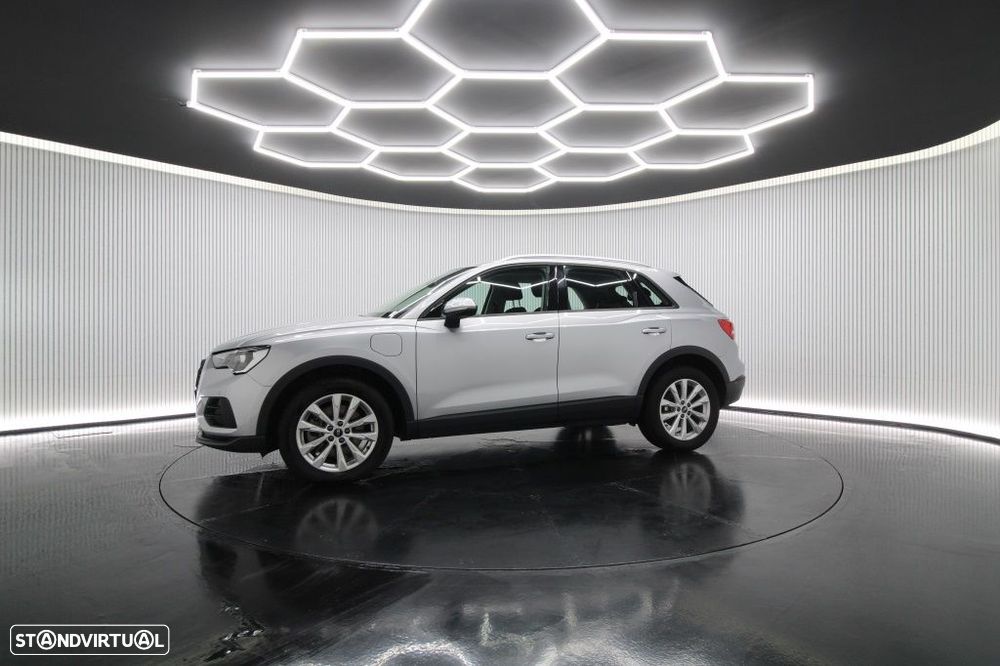 Audi Q3 45 TFSIe S tronic - 3