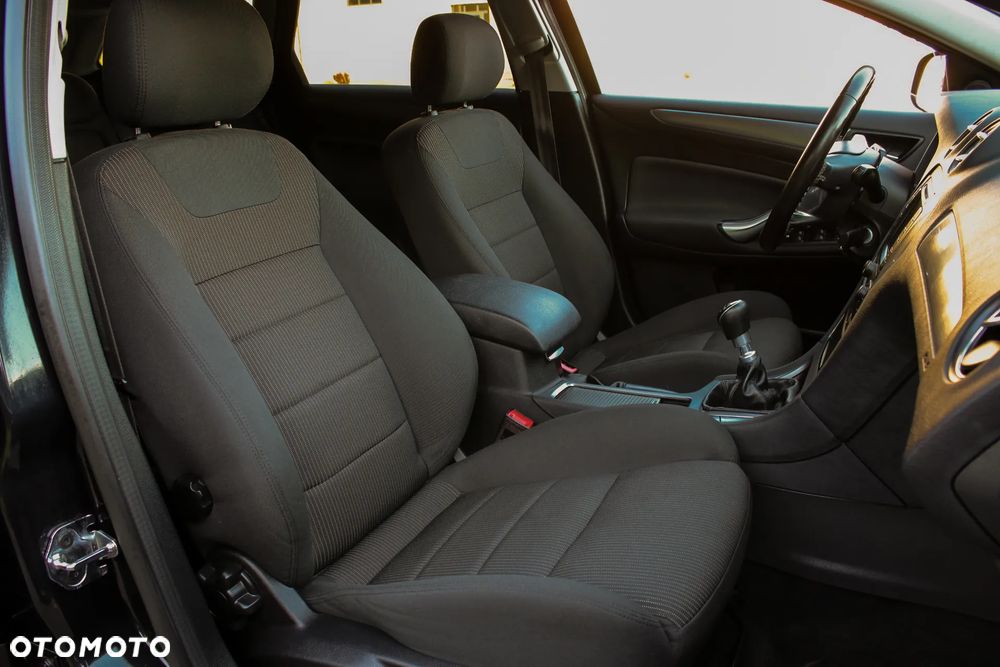 Ford Mondeo 2.0 TDCi Titanium - 18