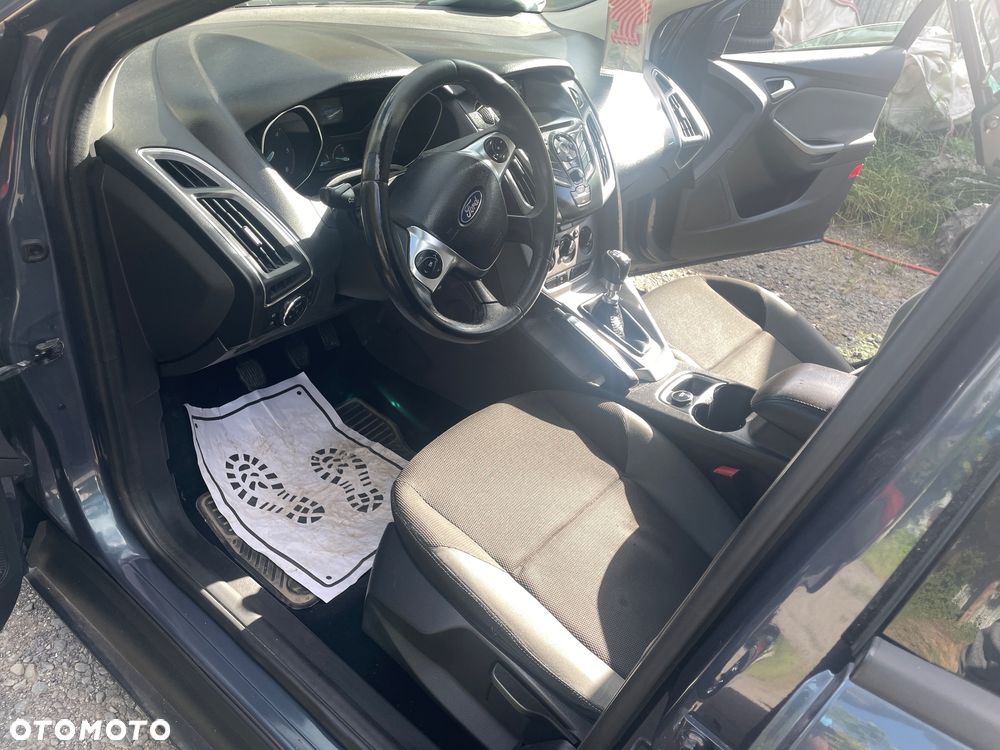 Ford Focus - 17