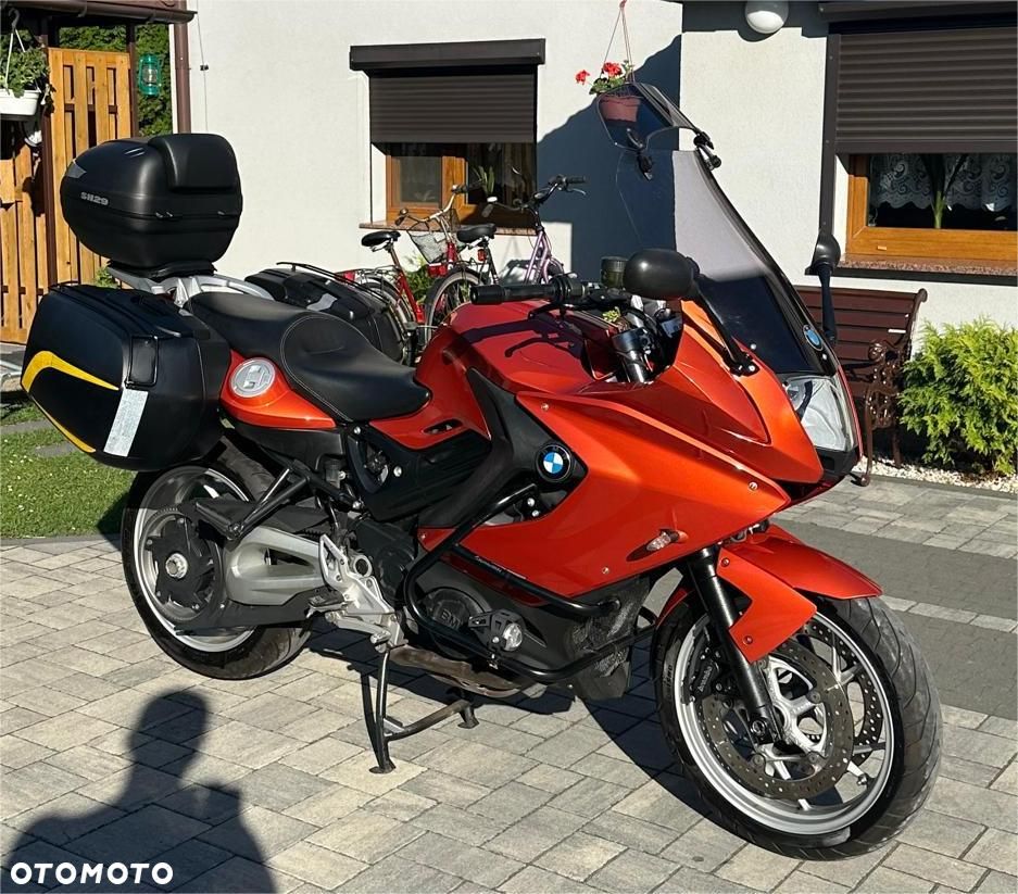 BMW F - 2