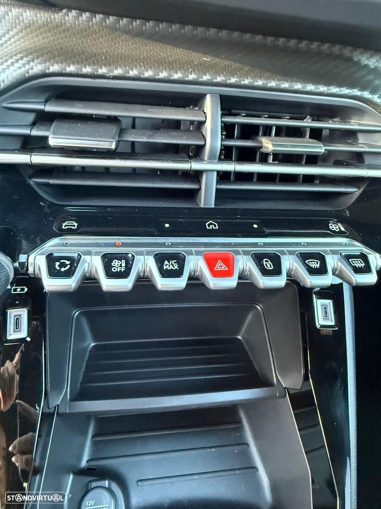 Peugeot 2008 1.2 Hybrid Allure e-DCS6 - 7
