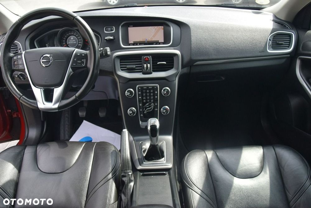 Volvo V40 D2 Momentum - 31