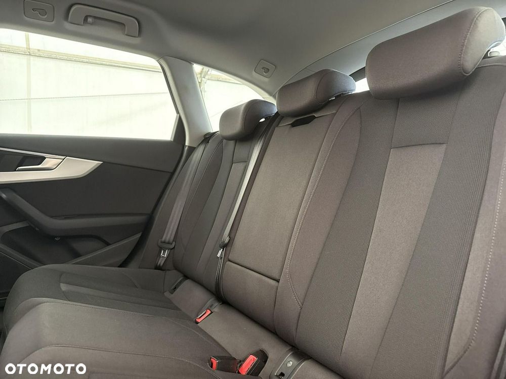 Audi A4 Allroad - 19