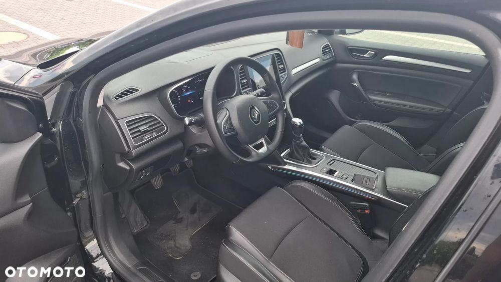 Renault Megane BLUE dCi 115 BOSE EDITION - 7