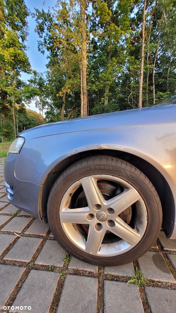 Audi A4 Avant 2.0T FSI - 17