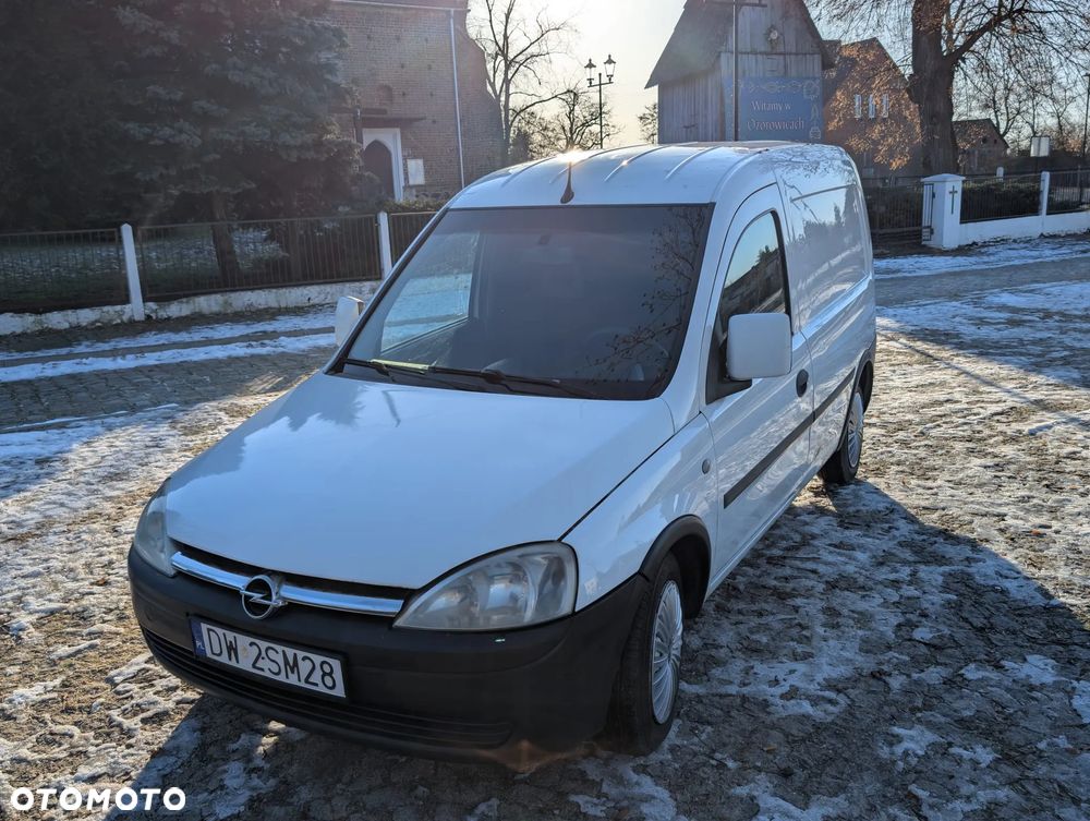 Opel Combo C - 11