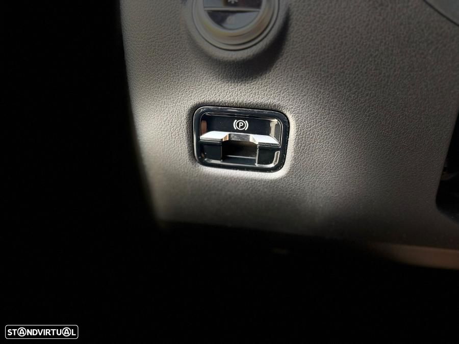 Mercedes-Benz C 200 Station d 9G-TRONIC Avantgarde - 33