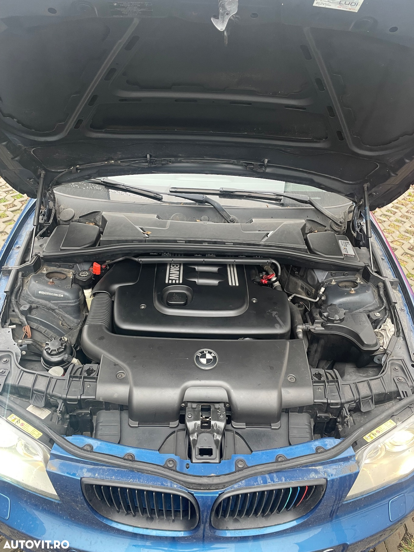 BMW Seria 1 120d - 8