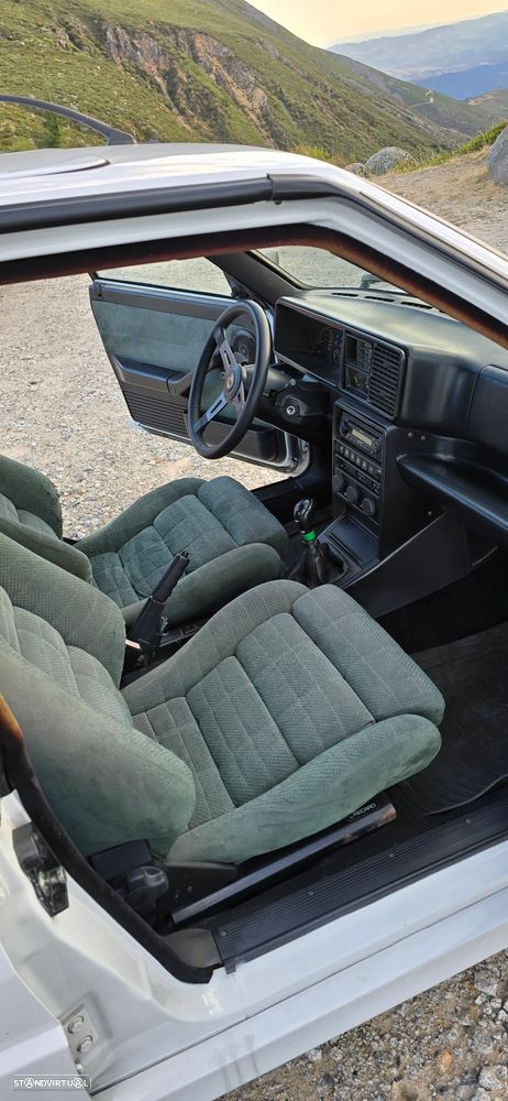 Lancia Delta 1.6 HF Turbo - 13