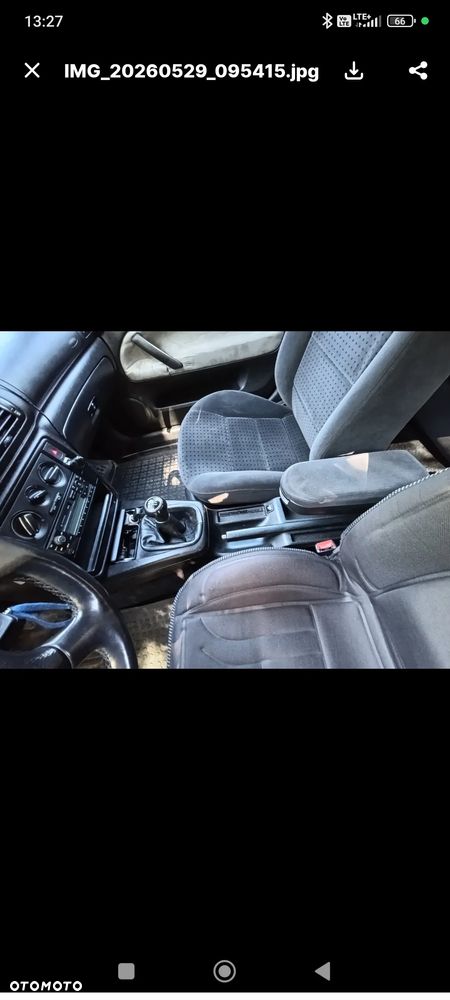 Volkswagen Passat 1.6 CL - 12