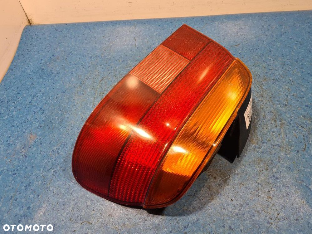 BMW 5 E39 SEDAN LAMPA TYŁ PRAWA ZEWNĘTRZNA - 6