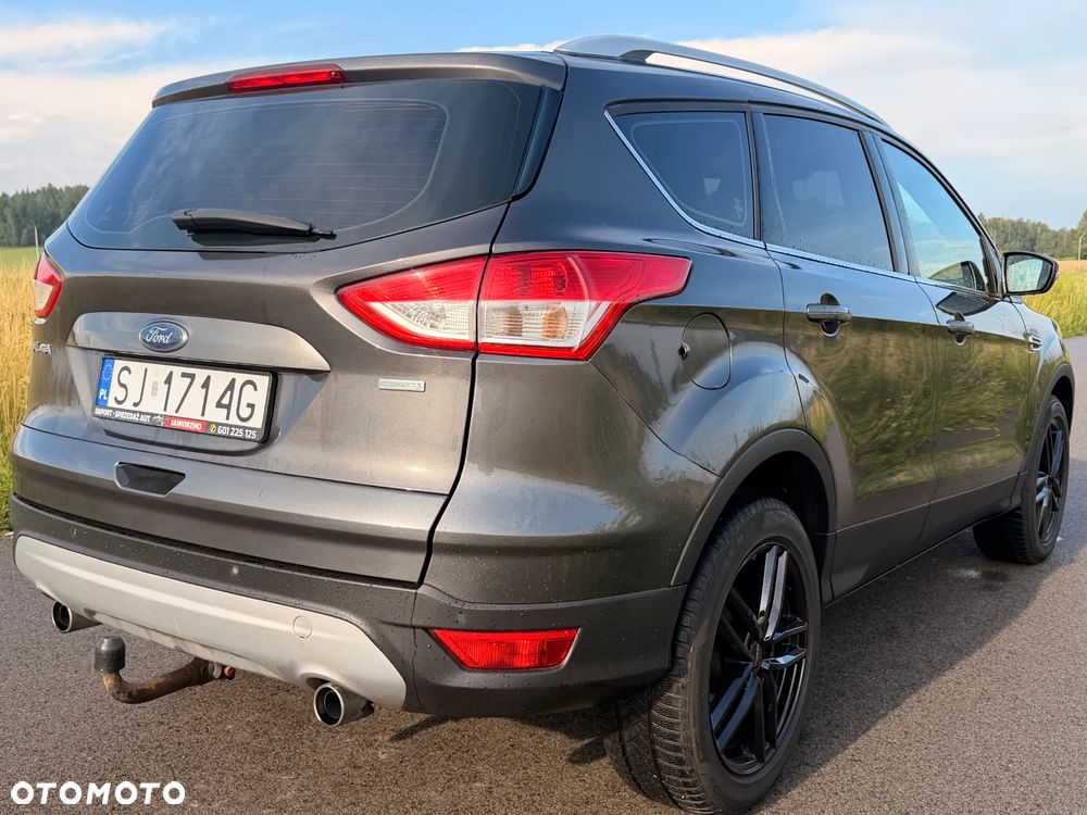 Ford Kuga 1.5 EcoBoost 2x4 Titanium - 4