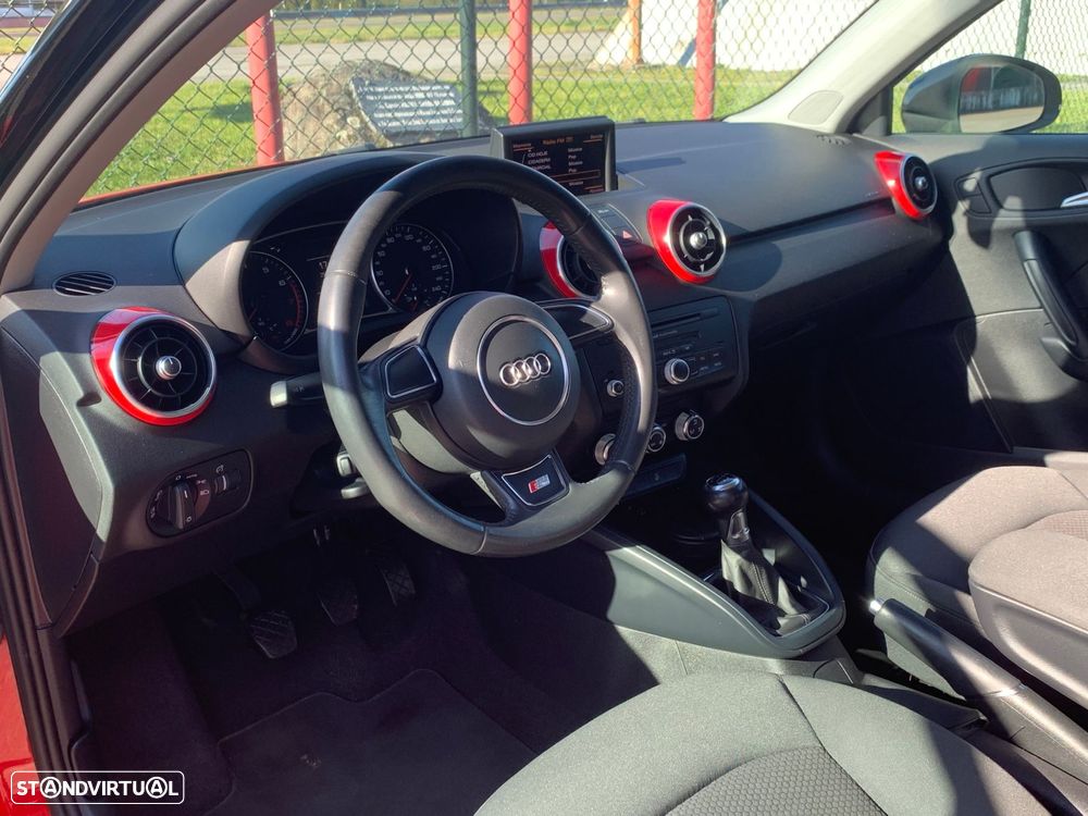 Audi A1 1.2 TFSI S-line - 9