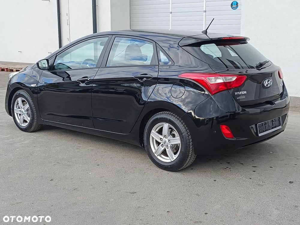 Hyundai i30 i30cw 1.4 Fifa World Cup Edition - 21