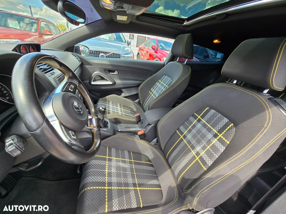 Volkswagen Scirocco 2.0 TDI (Blue Motion Technologie) - 6