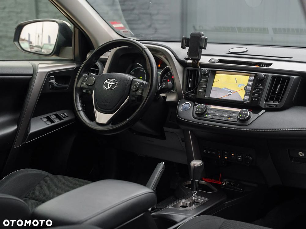 Toyota RAV4 Hybrid Platinum 4x2 - 21