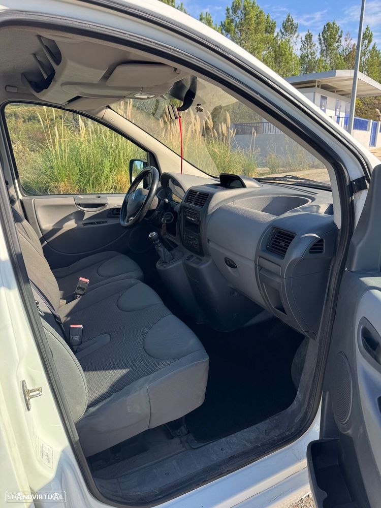 Citroën Jumpy 2.0 HDi L2H1Semi-Vidrada - 11