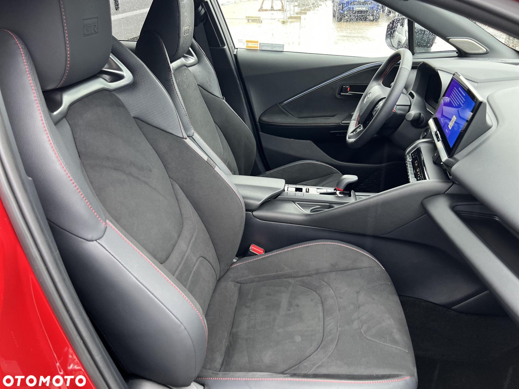 Toyota C-HR - 10