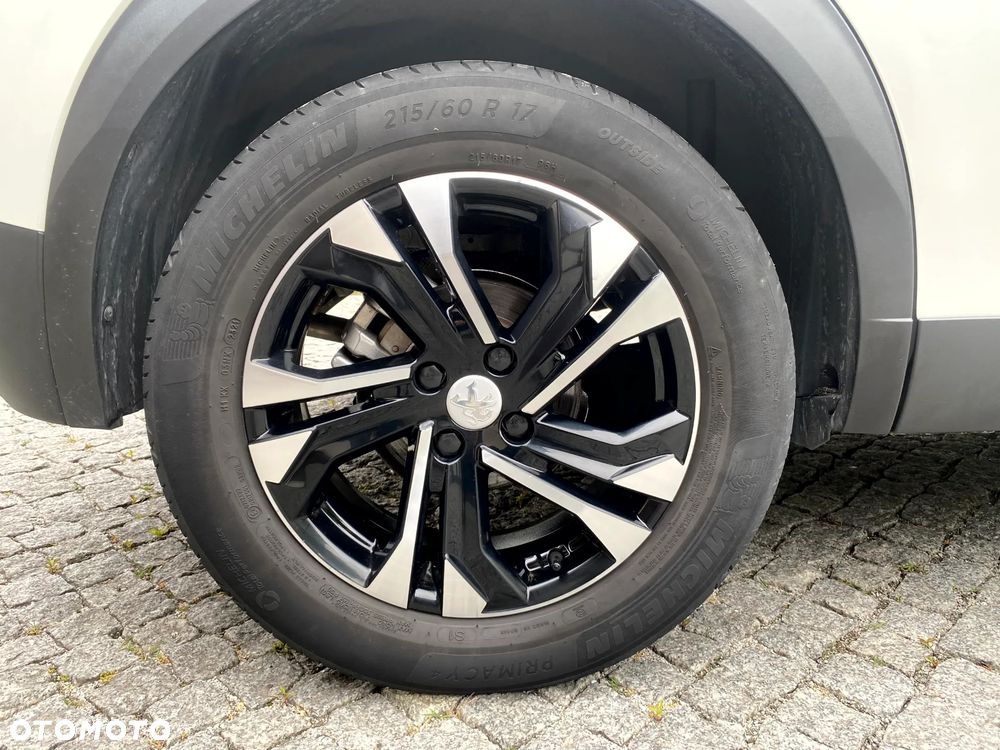 Peugeot 2008 - 18