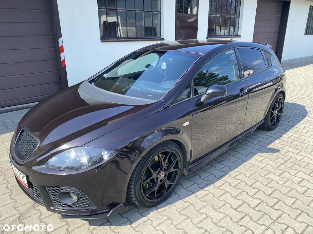 Seat Leon 2.0 T FSI Cupra R - 2