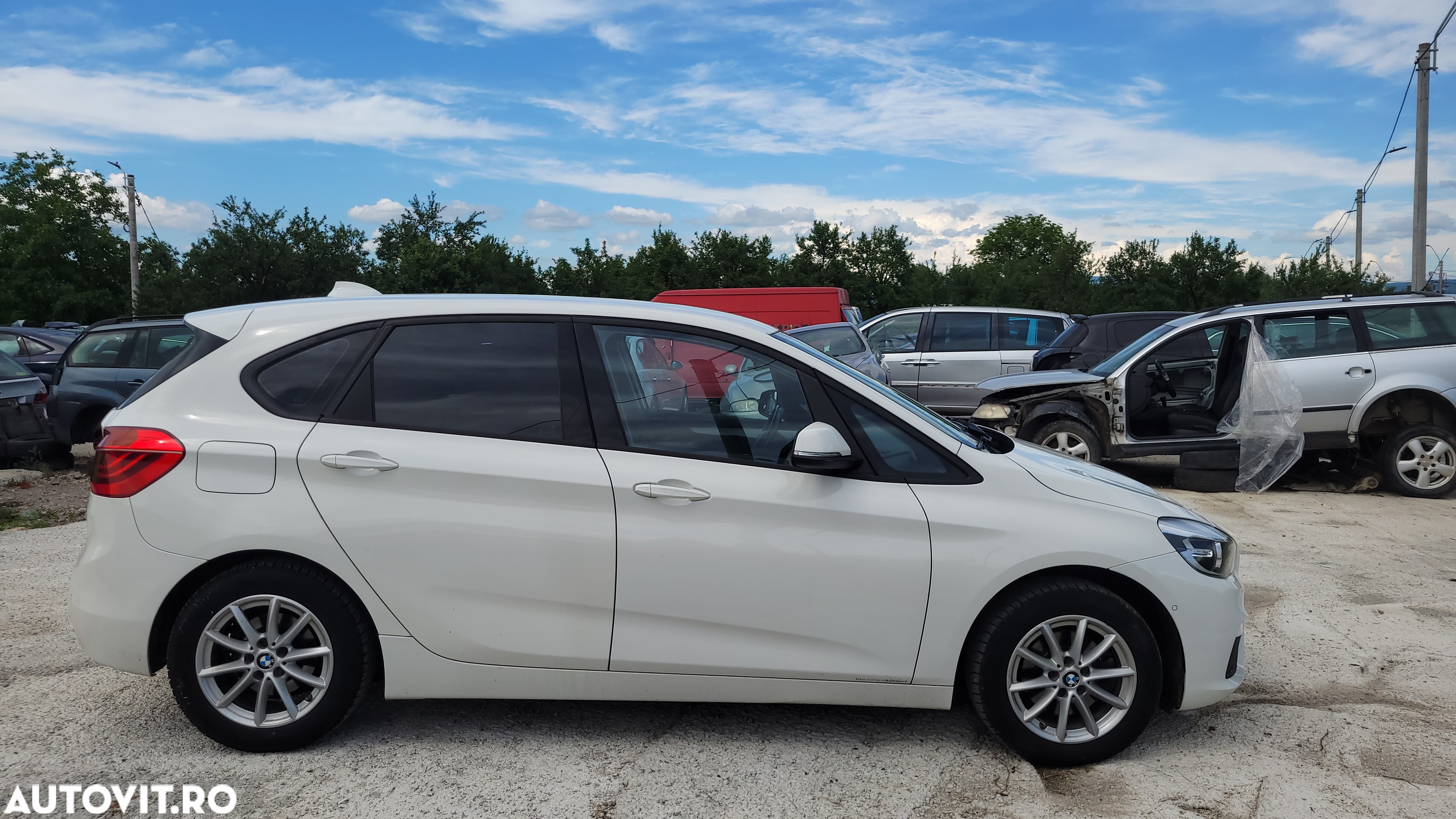 Dezmembrez BMW seria 2 Active Tourer - 3